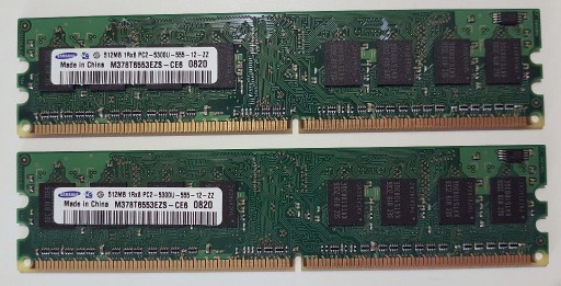 Zdjęcie oferty: PAMIĘĆ RAM SAMSUNG 2x 512MB DIMM DDR2 667MHz 1Rx8 PC2-5300U-555-12-ZZ 