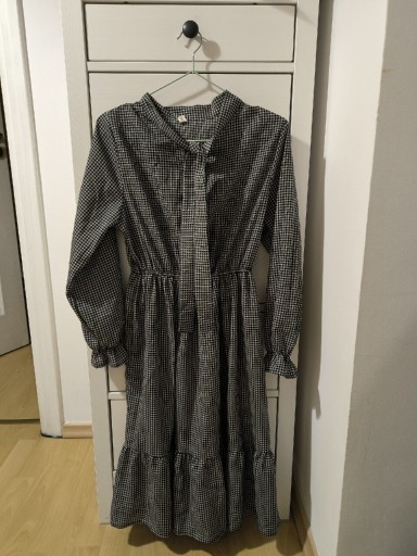 Zdjęcie oferty: Nowa sukienka w kratkę długi rękaw r.M
