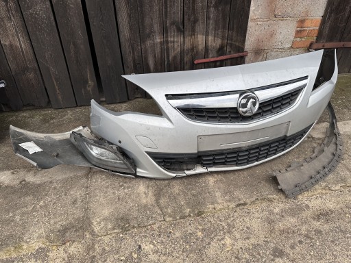 Zdjęcie oferty: Opel Astra J IV zderzak przód Z176 PDC srebrny