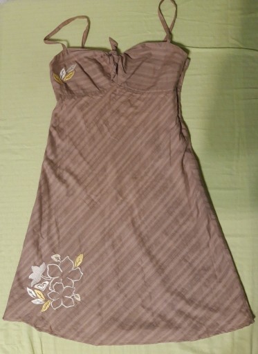 Zdjęcie oferty: Sukienka na ramiączkach letnia 36 S