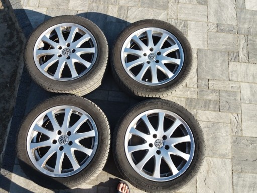 Zdjęcie oferty: Sprzedam alusy z oponami 5x112x17 jeździły w b6