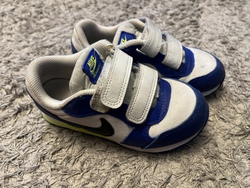 Zdjęcie oferty: Buty sportowe Nike Md Runner 2, rozmiar 28