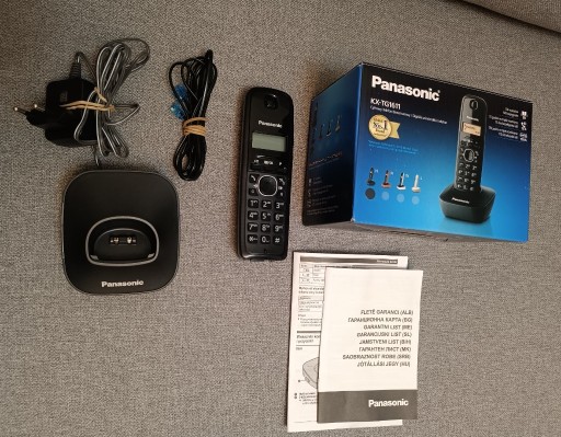 Zdjęcie oferty: Telefon stacjonarny Panasonic KX-TG1611