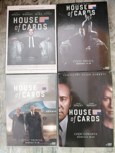 Zdjęcie oferty: House Of Cards Sezon 1 - 4 (16 DVD)