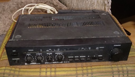 Zdjęcie oferty: Amplituner Unitra R8040, przestrojony.