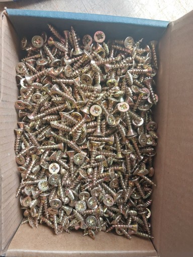 Zdjęcie oferty: Wkręt unix stożkowy m3,5x16 żółty ocynk 