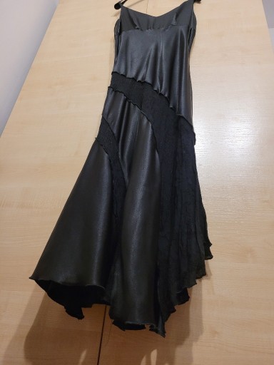 Zdjęcie oferty: Sukienka wieczorowa, czarna 36 - stylowa  