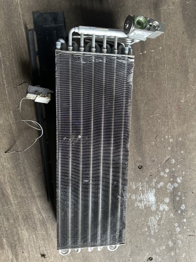 Zdjęcie oferty: Iveco chłodnica klimatyzacji 5F5950100