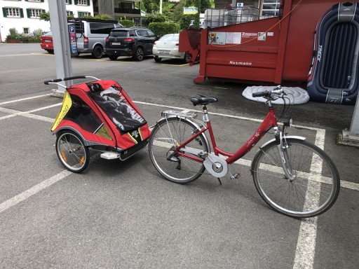 Zdjęcie oferty: Rower Damka TDS Palermo ze Szwajcarii z przyczepką thule dla 2/1 dzieci