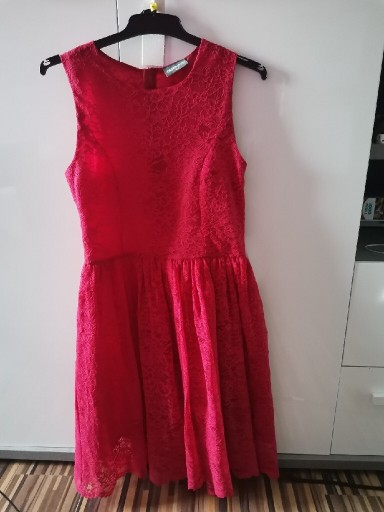 Zdjęcie oferty: Sukienka roz. 164 czerwona koronkowa