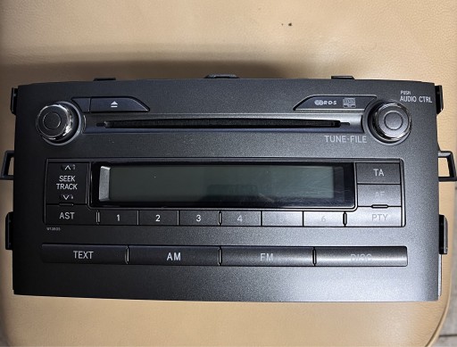 Zdjęcie oferty: Radio CD Toyota Auris / Corolla 