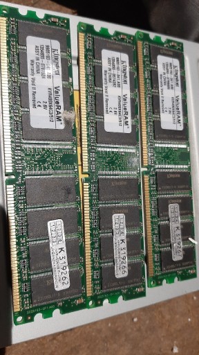 Zdjęcie oferty: Pamięć ram Kingston DDR1 PC 3x 512mB 400 zestaw