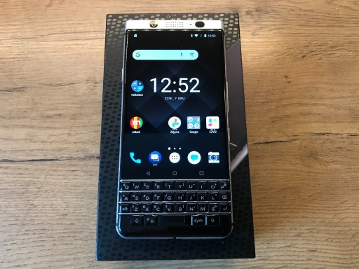 Zdjęcie oferty: BlackBerry Keyone 3GB/32GB srebrno-czarny NFC