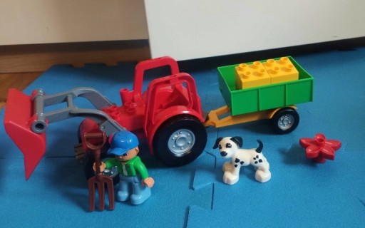 Zdjęcie oferty: Lego Duplo farmer czerwony traktor 5647