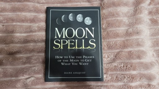 Zdjęcie oferty: Moon Spells: Diane Ahlquist