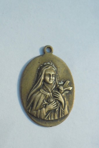 Zdjęcie oferty: XIX/XX w Medalik mosiezny św.Tereska.Jednostronny