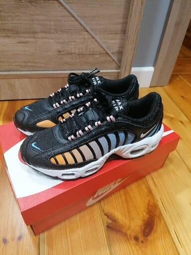 Zdjęcie oferty: Nike Air Max Tailwind IV rozmiar 38