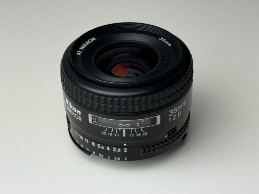 Zdjęcie oferty: Obiektyw AF Nikkor 35mm f/2 D - Nikon F