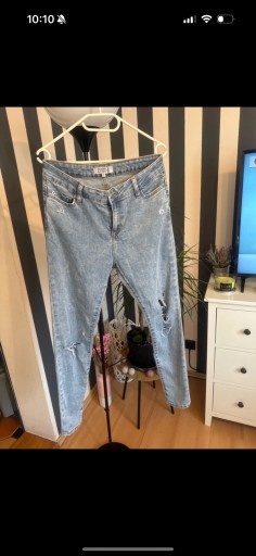 Zdjęcie oferty: Damskie jeansy rurki