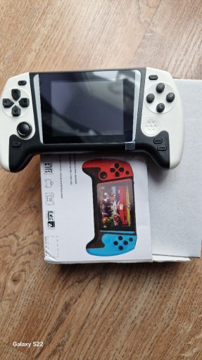 Zdjęcie oferty: Konsola do gier retro
