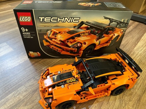 Zdjęcie oferty: LEGO Technic Chevrolet Corvette ZR1 42093