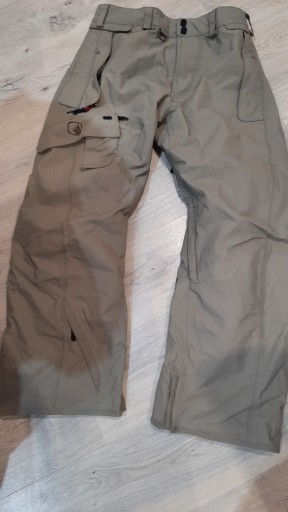 Zdjęcie oferty: Spodnie snowboardowe firmy VOLCOM model Nimbus 