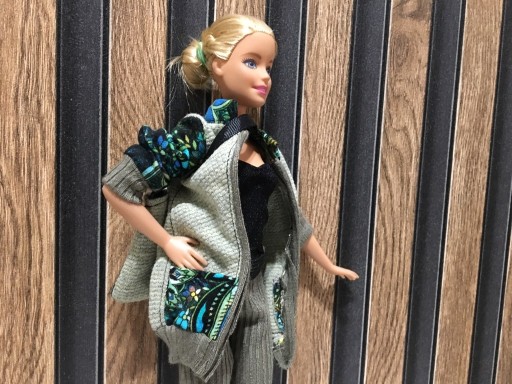 Zdjęcie oferty: ubranie / ubranko Barbie - na działeczkę