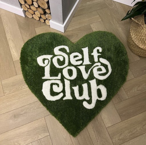 Zdjęcie oferty: Dywan Self Love Club