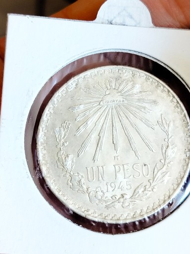 Zdjęcie oferty: Meksyk 1 peso 1945 srebro ładna