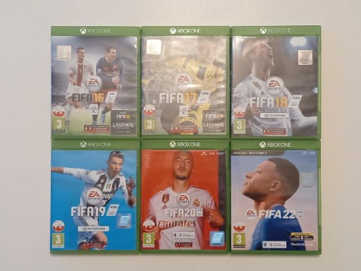 Zdjęcie oferty: FIFA XBOX ONE KOMPLET POLSKI KOMENTARZ 