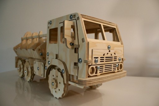 Zdjęcie oferty: Mini barek - Ciężarówka 07 - podobna do STAR 266
