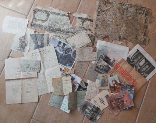 Zdjęcie oferty: Stare pocztówki, gazety, dokumenty, zdjęcia. XXw