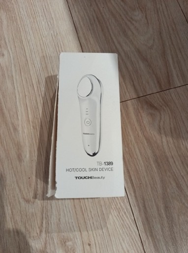 Zdjęcie oferty: Urządzenie do masażu twarzy na gorąco i zimno z funkcją wibracji - 4 tryby