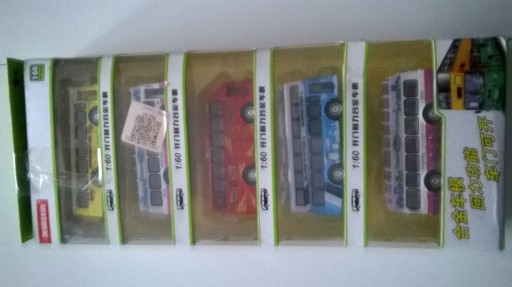 Zdjęcie oferty: ZESTAW 4 POJAZDOW SKALA 1/64