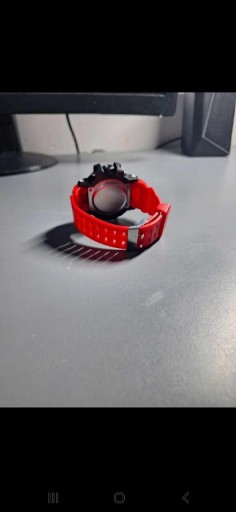 Zdjęcie oferty: Zegarek męski czarno czerwony tarcza