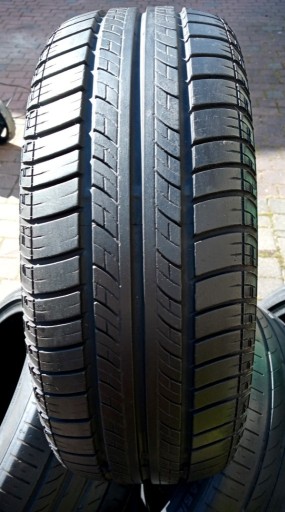 Zdjęcie oferty: opona Continental 185/60R14 stan bdb bieżnik 5,35