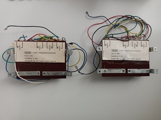 Zdjęcie oferty: zwrotnice głośnikowe 3 drożne SEAS KIT 503 700hz/3500hz 8ohm - para