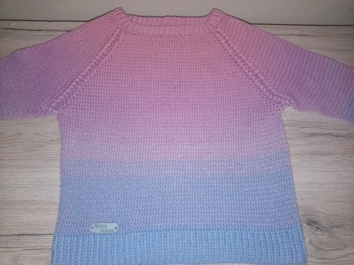 Zdjęcie oferty: Ręcznie robiony sweterek dziecięcy (używany)