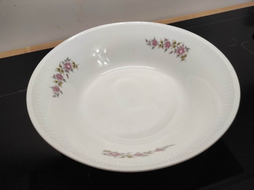 Zdjęcie oferty: Misa salaterka o śr. 26 cm porcelana Włocławek 