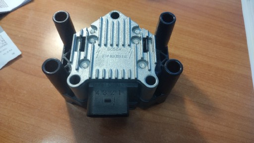 Zdjęcie oferty: Cewka zapłonowa Bosch do silnika  1.2 TSI  1.6 1.8