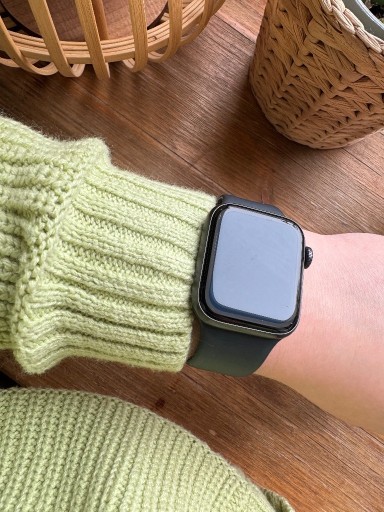 Zdjęcie oferty: Zegarek Apple Watch SE 2 gen GPS, space grey, 40mm