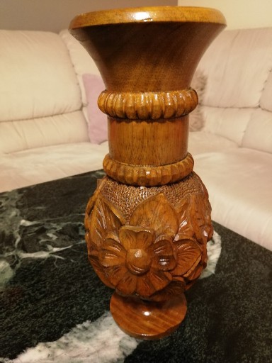 Zdjęcie oferty: Drewniany rzeżbiony wazon unikat kolekcjonerski 