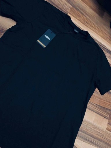 Zdjęcie oferty: Koszulka Hugo Boss rozmiar XL