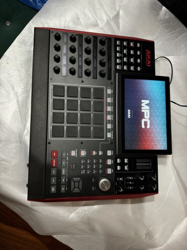 Zdjęcie oferty: Akai MPC X samodzielna stacja robocza