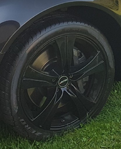 Zdjęcie oferty: Alufelgi 19x112 mercedes vw z tpms opony Pirelli 