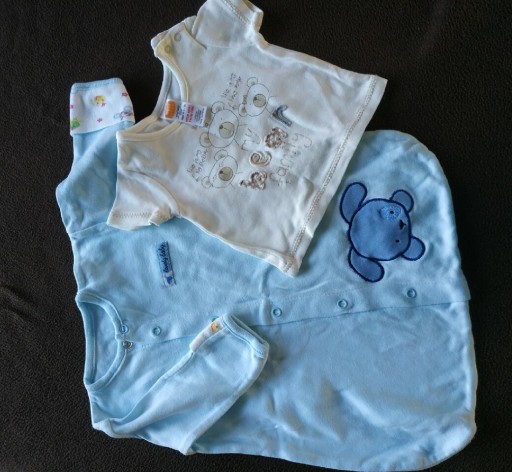 Zdjęcie oferty: Ubranka niemowlęce rozmiar 50 cm