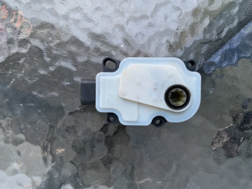 Zdjęcie oferty: Czujnik moduł klap wentylatora Porsche macan