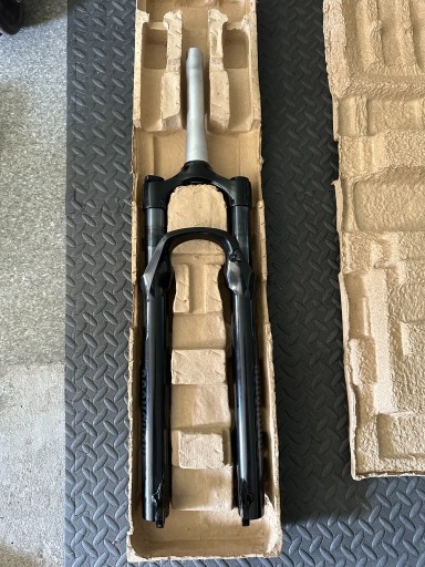 Zdjęcie oferty: RockShox Recon Silver RL 27,5 100 mm, QR tapered