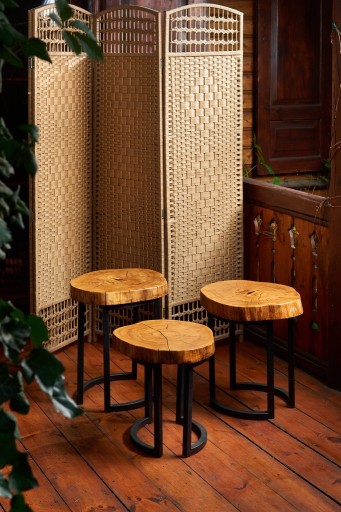 Zdjęcie oferty: Oryginalny zestaw stołów do kawy. Drewno, żywica.