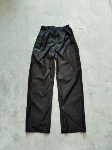 Zdjęcie oferty: Spodnie przeciwdeszczowe Regatta roz. 34 - 36